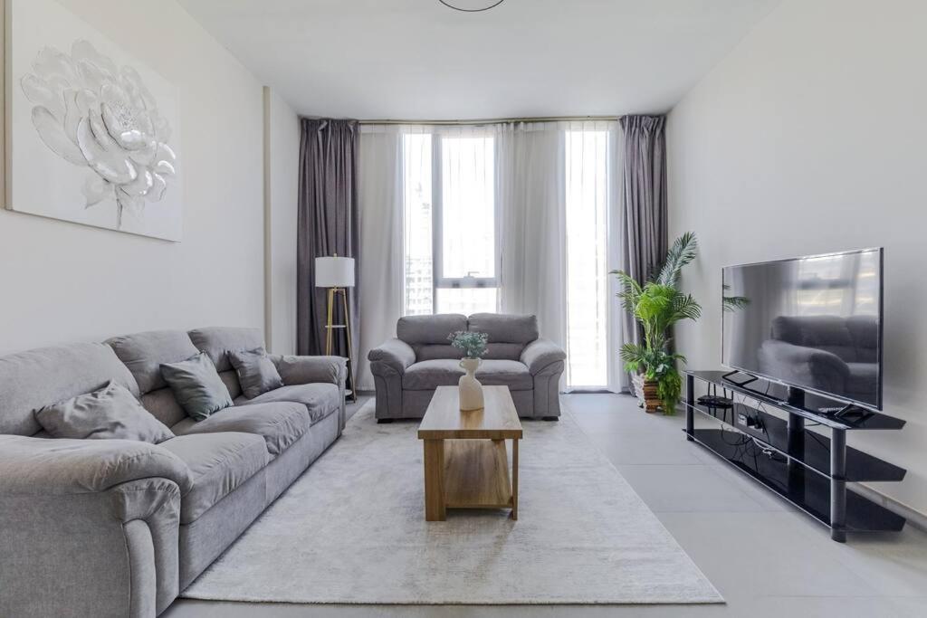 Sahab - Solo 1Br Apt In Al Jada Sharjah Bagian luar foto