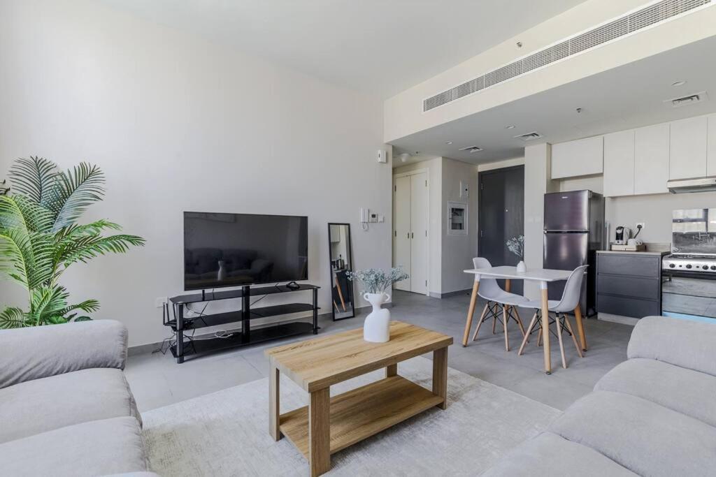 Sahab - Solo 1Br Apt In Al Jada Sharjah Bagian luar foto